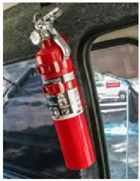 Bộ 600 Câu Hỏi Ôn Thi Lý Thuyết Giấy Phép Lái Xe Cơ Giới Đường Bộ Hình minh họa câu 298